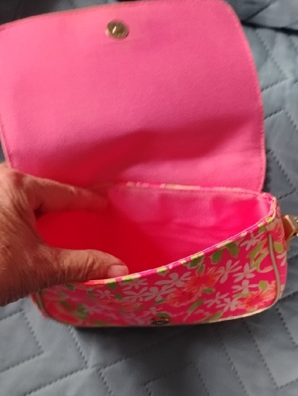Lilly Pulitzer Pink Multi Floral Crossbody Bag with Gold Chain - Picture 7 of 8